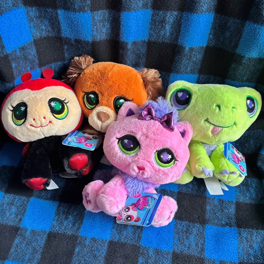 Set of 4 Littlest Pet Shop 6" Cuddle Plush Pets (Dog, Cat, Ladybug, Turtle) NWT